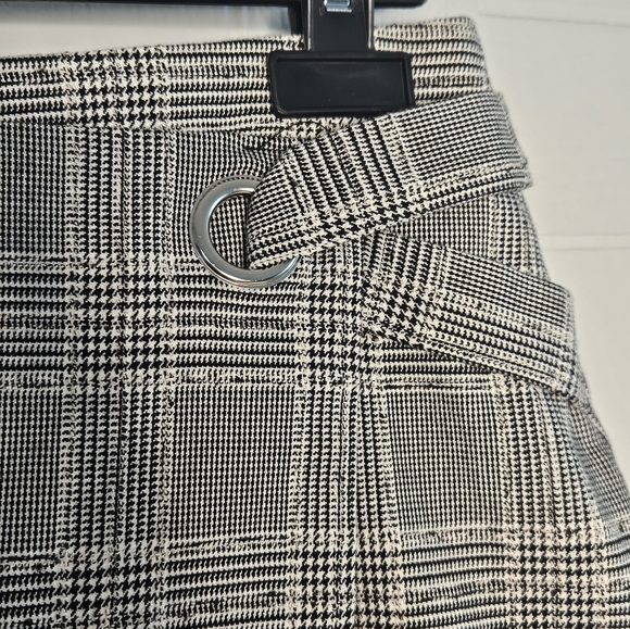 H&M Gray Plaid Houndstooth Fauz Wrap Asymmetric Mini Skirt Metal Ring  8 Preppy - Picture 3 of 11